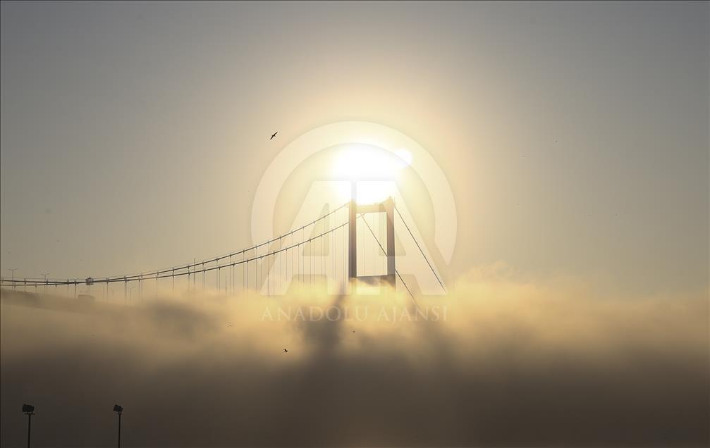 İstanbul'da sis