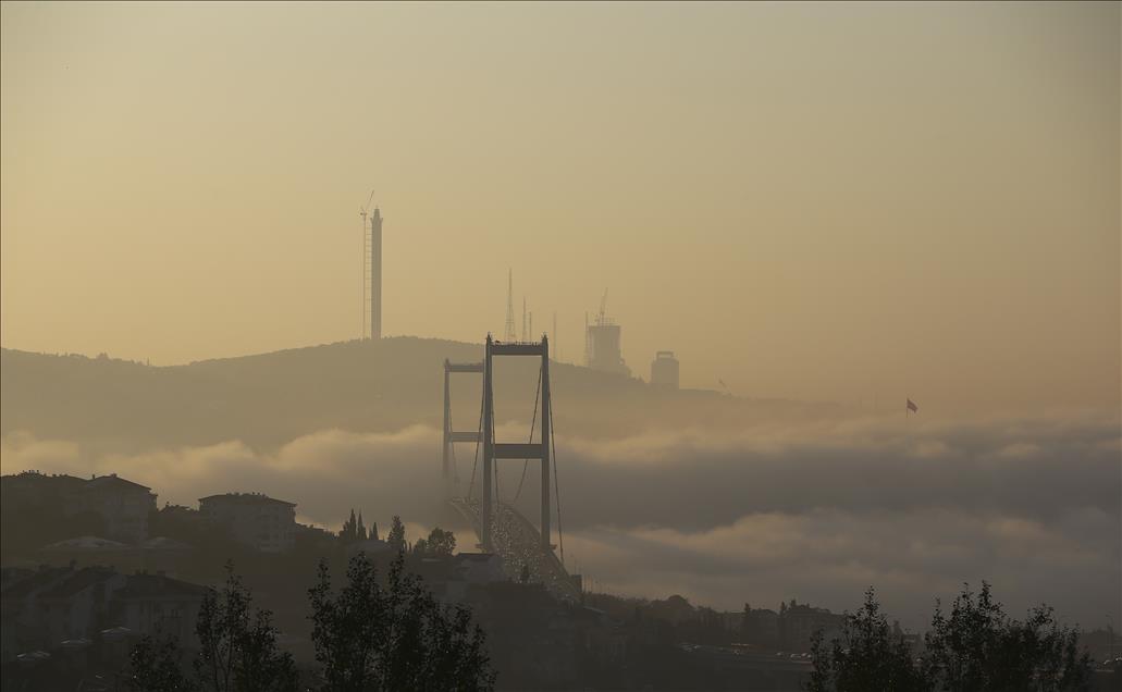 Heavy mist in Istanbul