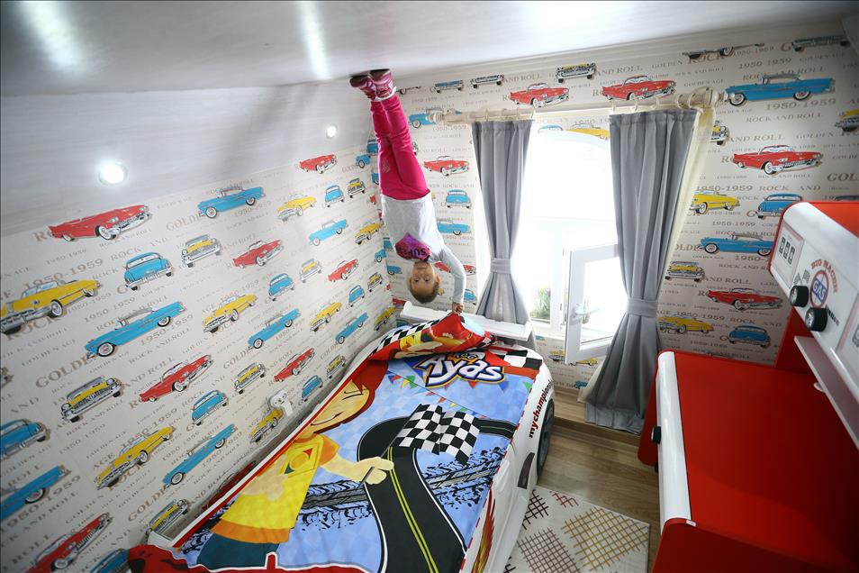 'Upside down' house in Turkish capital dazzles visitors