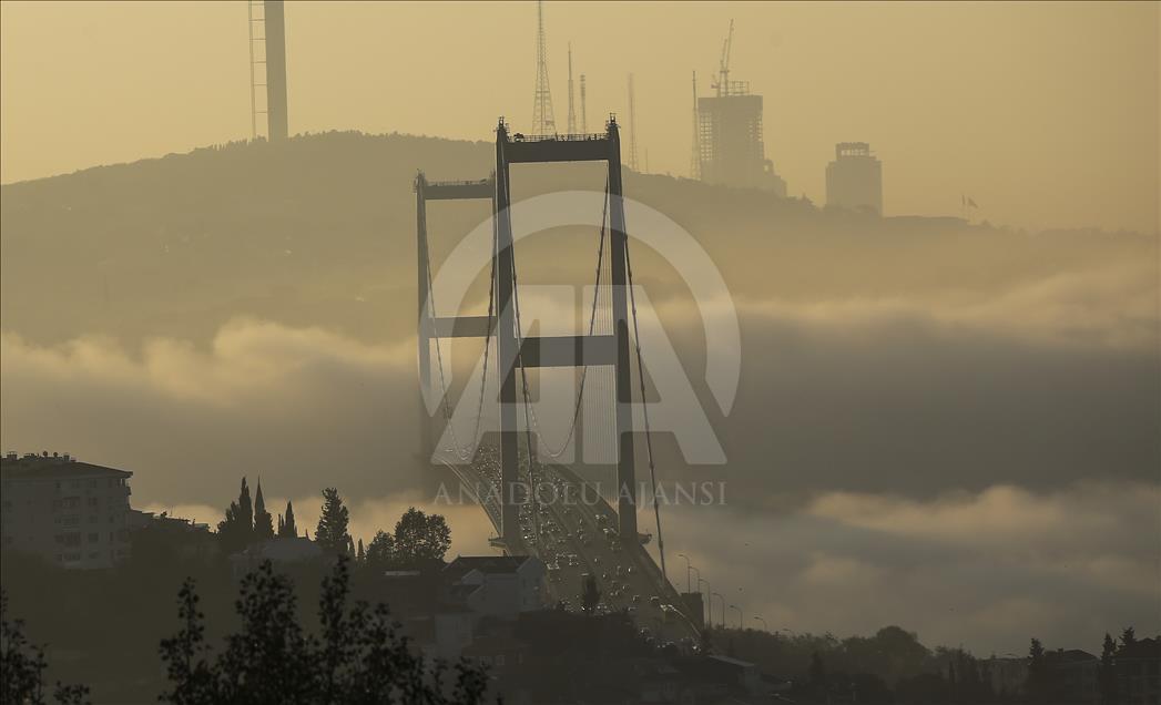 İstanbul'da sis