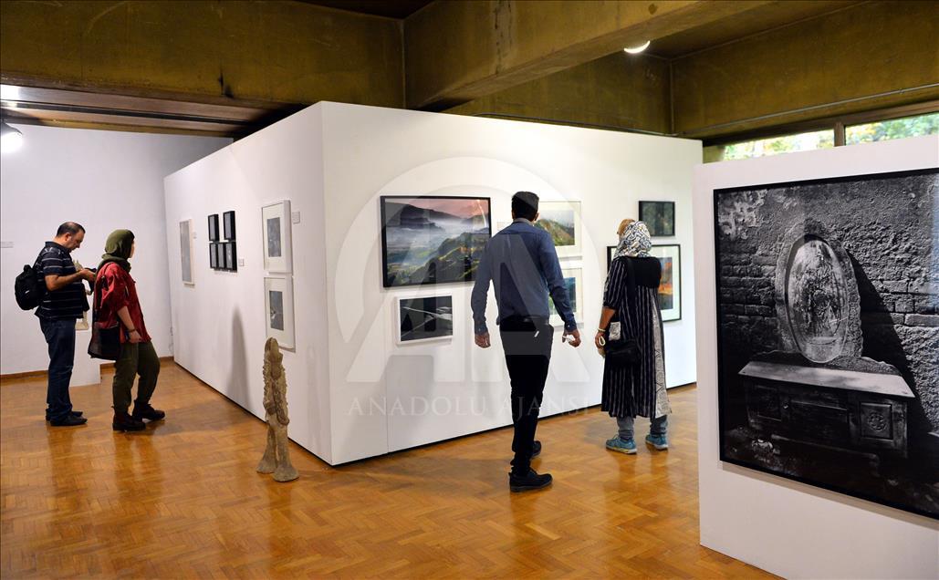 نمایش آثار هنرمندان افغان در نمایشگاه «نیمروز» در ایران