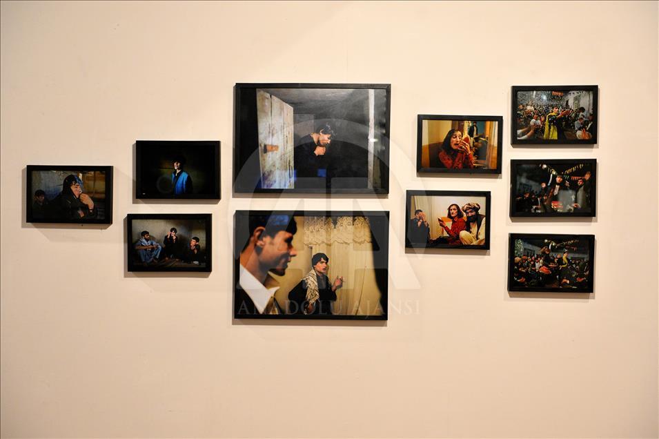 نمایش آثار هنرمندان افغان در نمایشگاه «نیمروز» در ایران