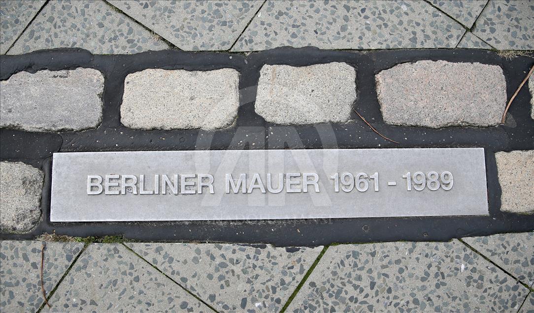 Berlin Duvarı'nın yıkılışının 27. yılı