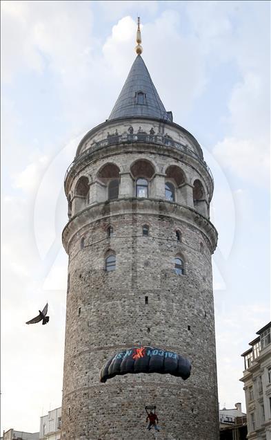 Extreme athlete Kocak jumps off historical Galata Tower