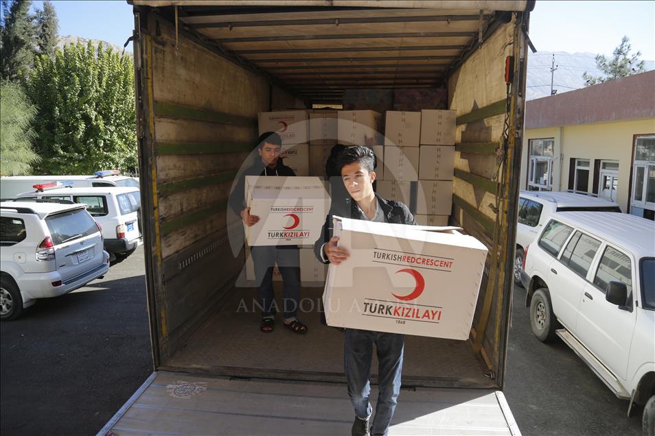 هلال احمر ترکیه نخستین تیم امدادرسانی است که به کمک زلزله زدگان عراق شتافت
