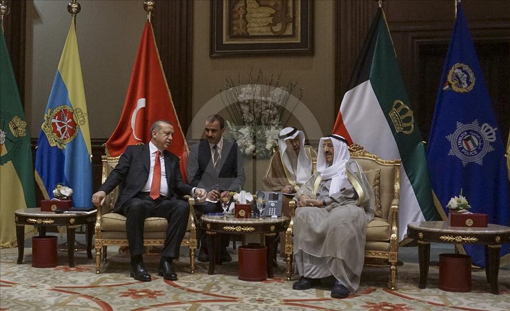 دیدار اردوغان با امیر کویت