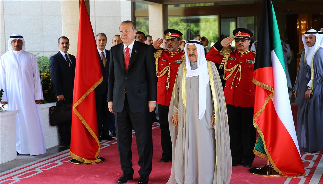 PTurkish president arrives in Kuwait for talks