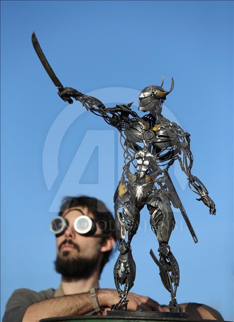 Young Turkish artist makes creative metal sculptures in Turkey's Eskisehir