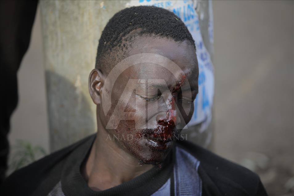 Raila Odinga supporters clash with police in Kenya