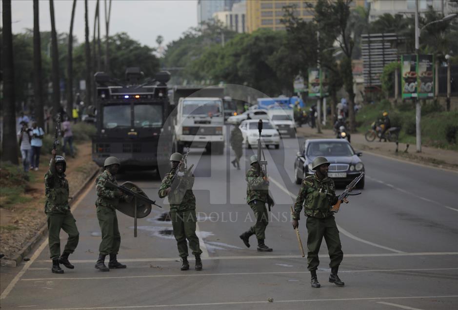 Raila Odinga supporters clash with police in Kenya