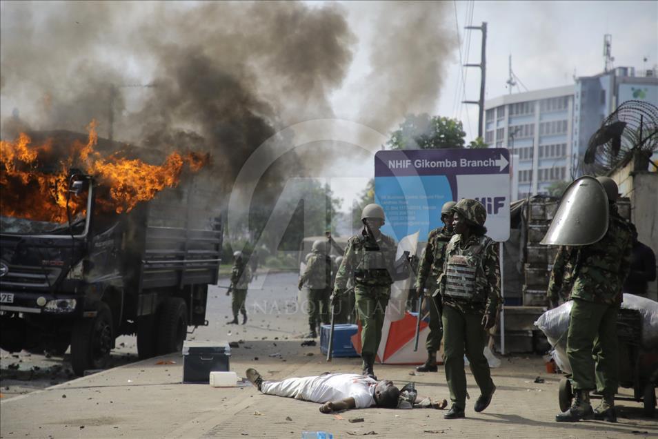 Raila Odinga supporters clash with police in Kenya