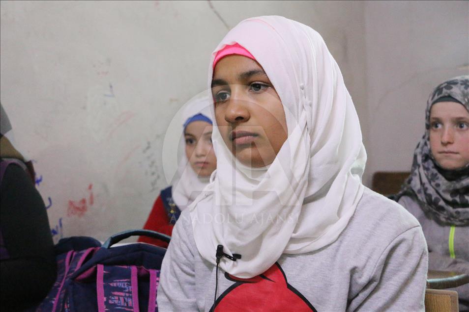 Milyonlarca Suriyeli çocuk temel haklarından yoksun büyüyor
