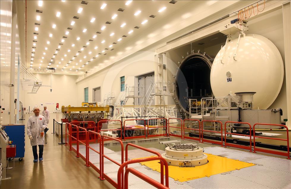 Türkiye'nin ilk uydu merkezi kapılarını AA'ya açtı