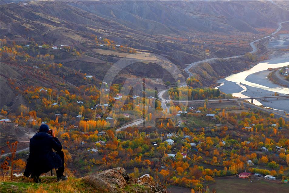 Tarihi ilçe Palu sonbaharda fotoğrafçıları ağırlıyor