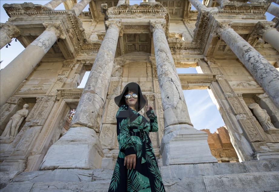 "أفس".. حاضرة رومانية في تركيا تستقبل مليون زائر سنويا 