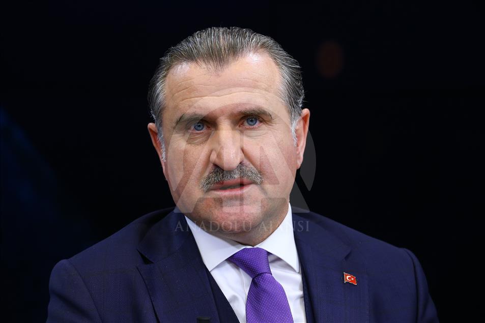 Gençlik ve Spor Bakanı Osman Aşkın Bak, AA Editör Masası’nda