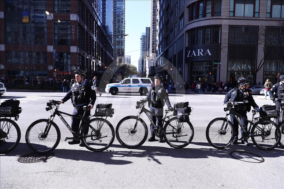 Chicago'da "Kara Cuma" protestosu 