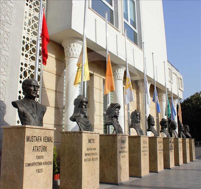 Mısır'daki terör saldırısı için bir günlük yas