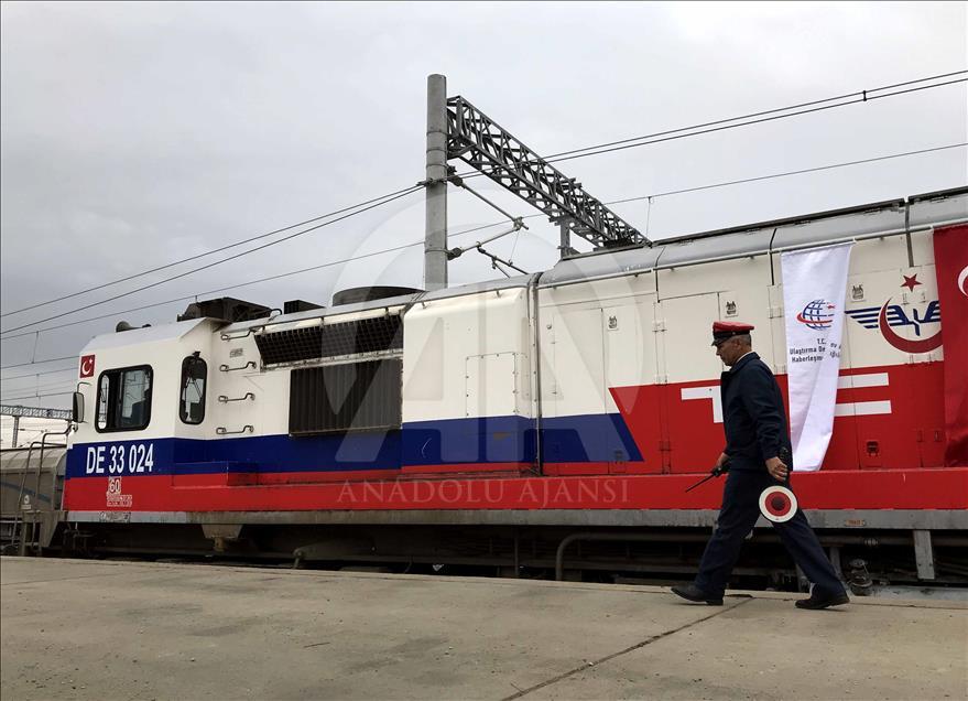 Bakü-Tiflis-Kars Demiryolu'nda Mersin'den ilk tren yola çıktı