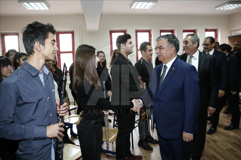 Güzel sanatlarda tematik lise dönemi başlıyor