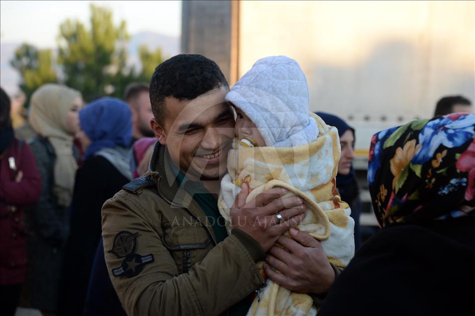 Komandolar El-Bab'a uğurlandı