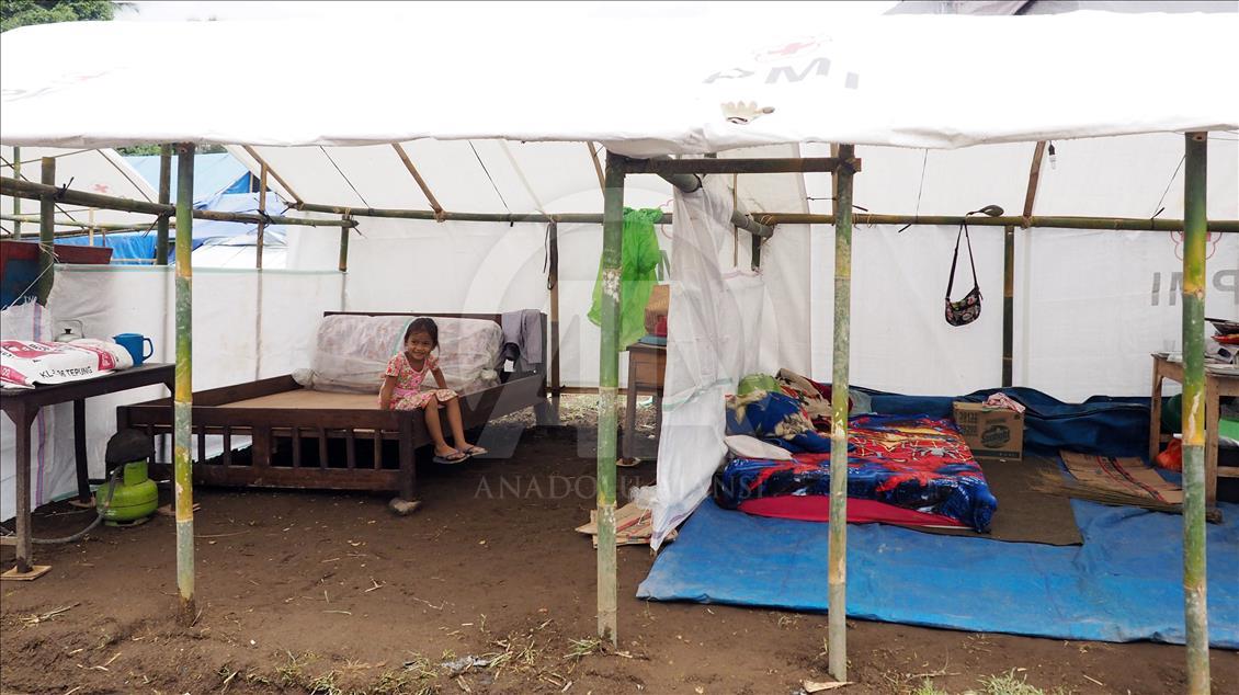 Bali Adası'nda Agung Yanardağı'ndaki volkanik hareketlilik