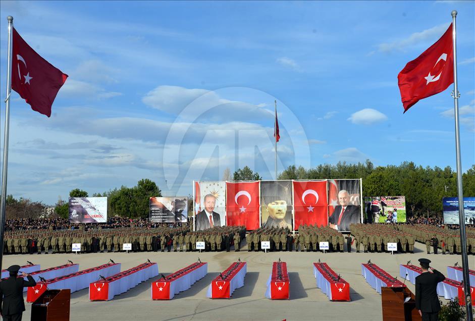 Acemi erler yemin etti