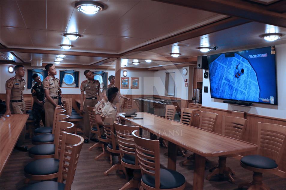 Melihat isi Kapal Latih KRI Bima Suci di Sail Sabang 2017