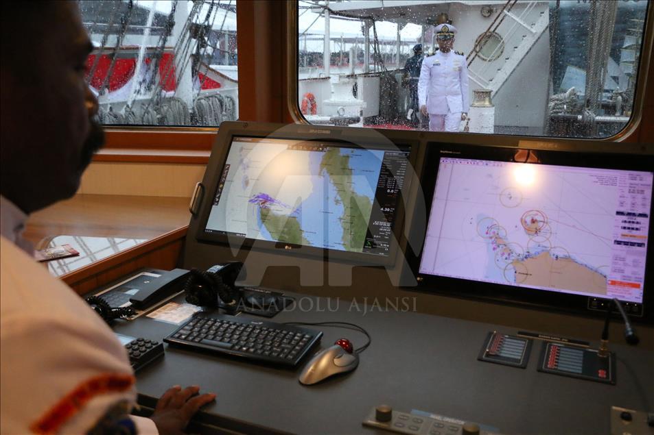 Melihat isi Kapal Latih KRI Bima Suci di Sail Sabang 2017