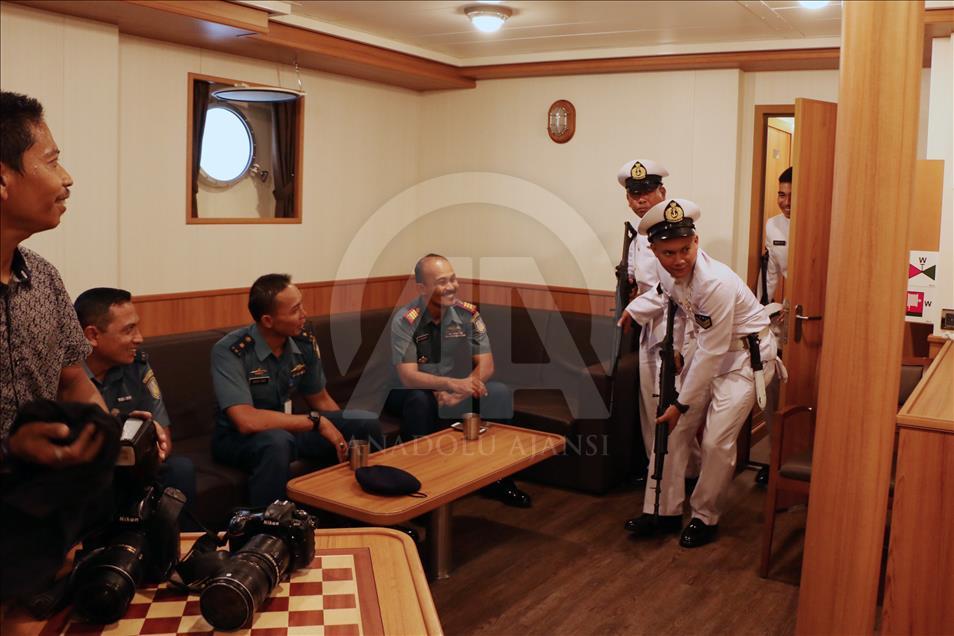 Melihat isi Kapal Latih KRI Bima Suci di Sail Sabang 2017