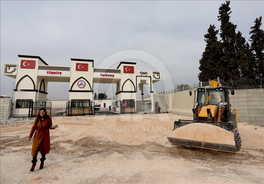 Karkamış Gümrük Kapısı'nda taşınma çalışmaları başladı