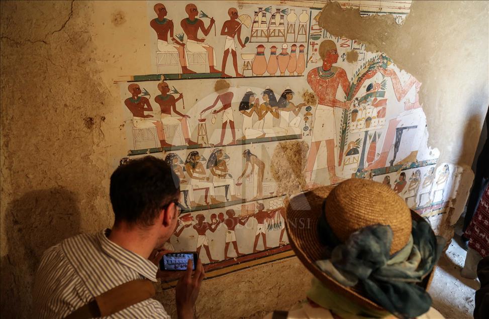 Egyptian Archaeologists Discover Two Tombs From 18th Dynasty Pharaohs Anadolu Ajansı