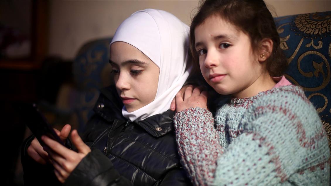 Syrian sisters become voice of E. Ghouta on Twitter
