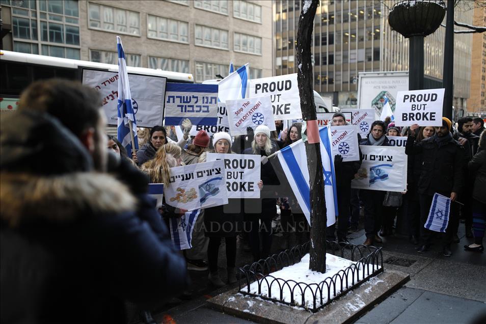 Israeli consulate staff protest over low salaries in New York