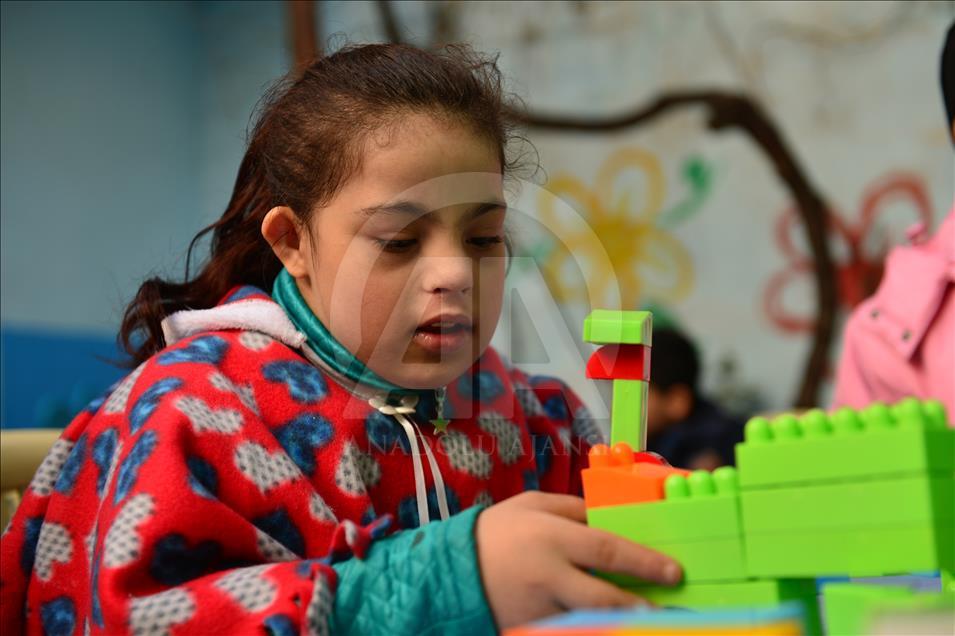 Down sendromlu Suriyeli çocuklara özel merkez 