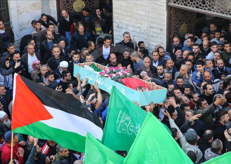 Öldürülen Filistin gencin cenazesi