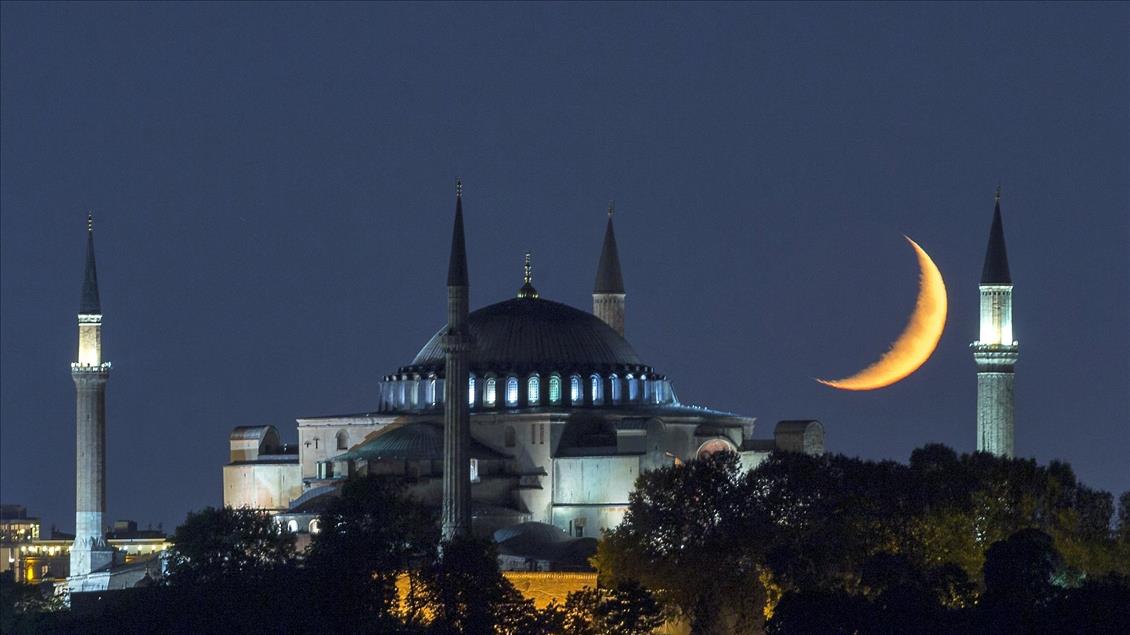 İstanbul ay ışığında bir başka güzel