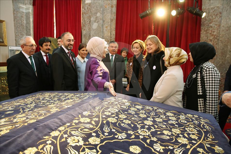 Cumhurbaşkanı Erdoğan’ın eşi Emine Erdoğan