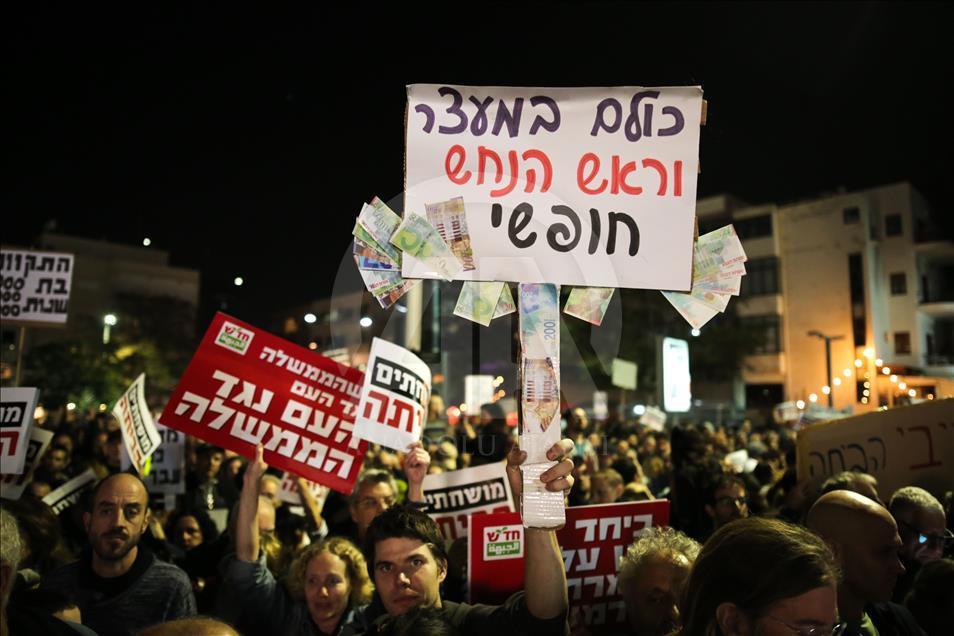 Des milliers d'Israéliens manifestent contre Netanyahu