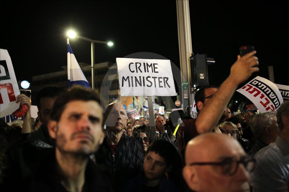 Des milliers d'Israéliens manifestent contre Netanyahu