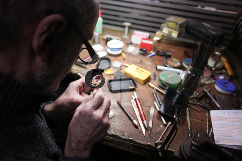 Medio siglo ajustando el reloj