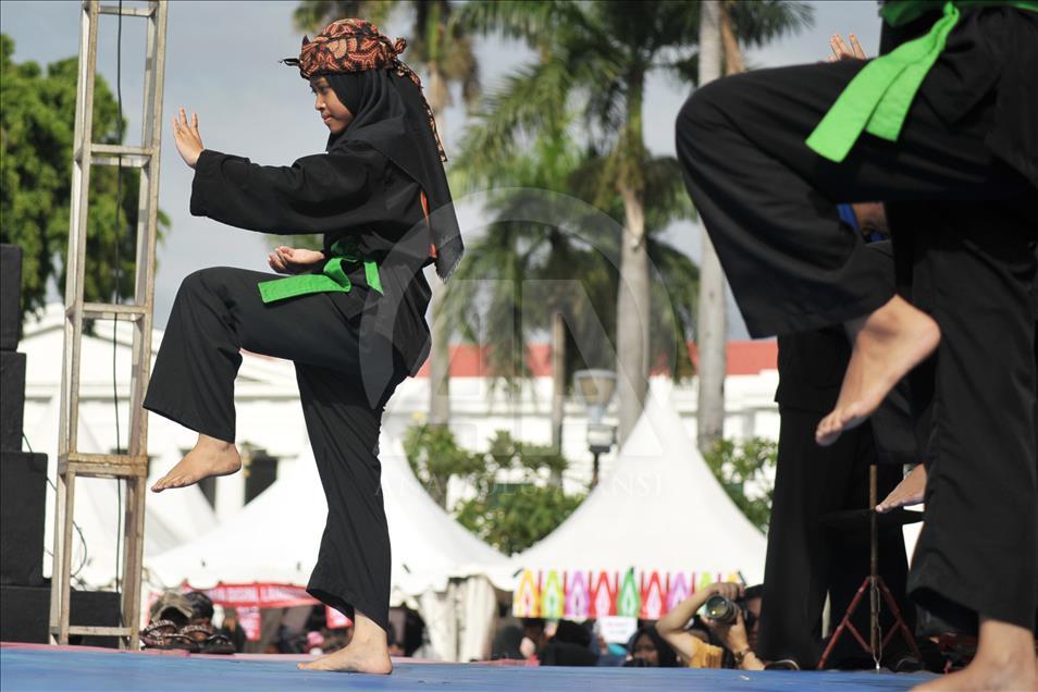 24 jam silat Betawi