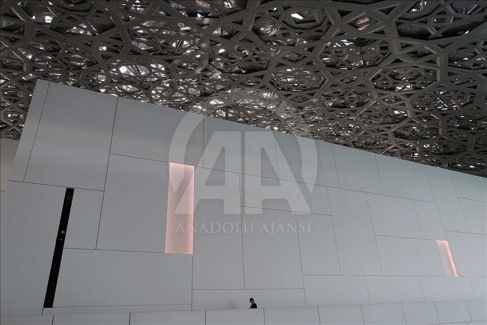 "D'un Louvre à l'autre" exposition à Abu Dhabi