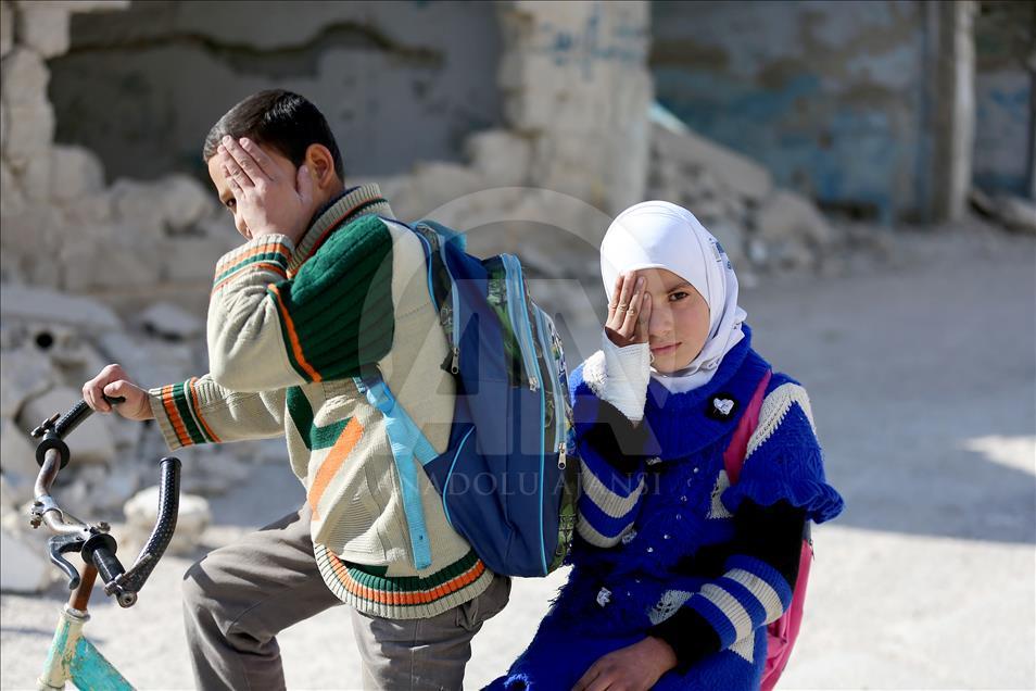 Apoyo a la bebé que perdió su ojo en ataque del régimen en Siria