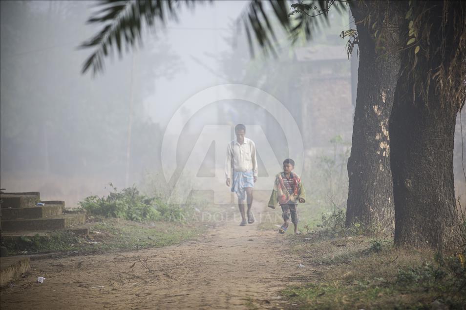 Cox's Bazar'da sisli sabah