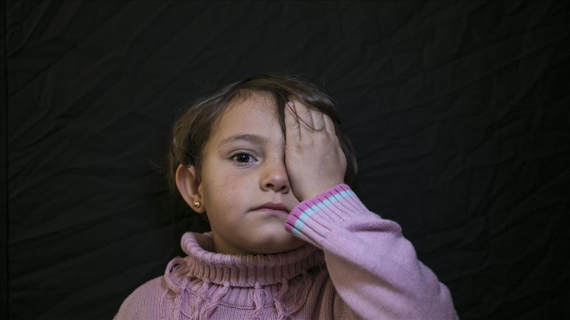 Syrian orphans show support to Syrian infant