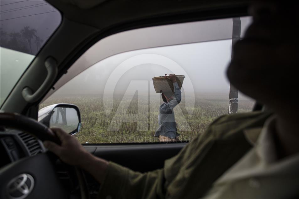 Cox's Bazar'da sisli sabah