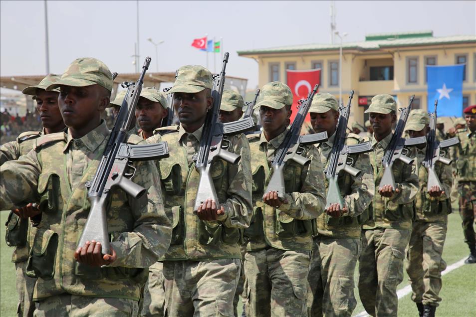 Somalian based Turkish military training academy's first graduate soldiers