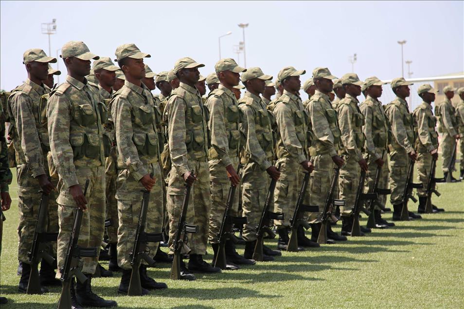 Somalian based Turkish military training academy's first graduate soldiers