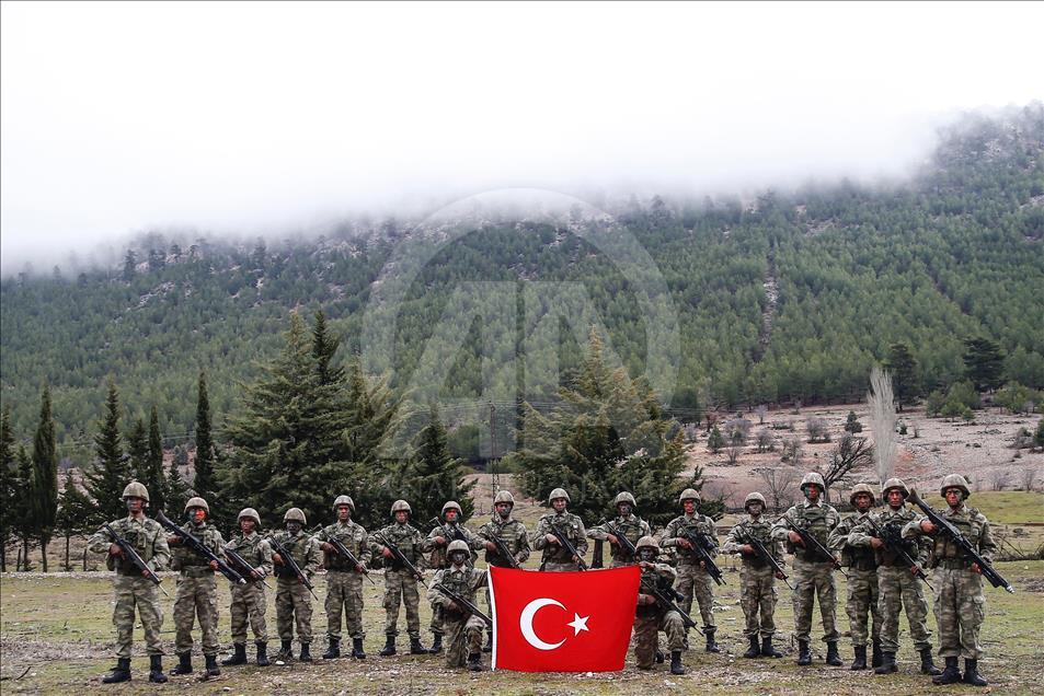 "Dağların aslanları" ansızın vuruyor